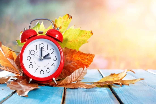 30 жовтня не забудьте перевести годинники на «зимовий час»!